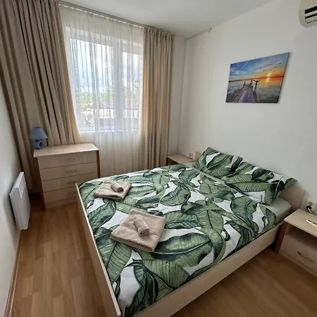 Golden Crown Villa Topola