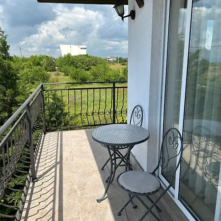 Golden Crown Villa Topola