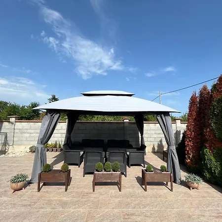 Golden Crown * טופולה